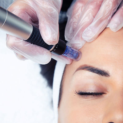 How to Choose the Right Esthetician School for Your Career Goals