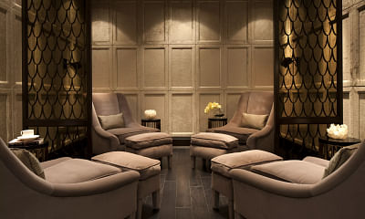 What factors should I consider when looking for the best spa treatment?